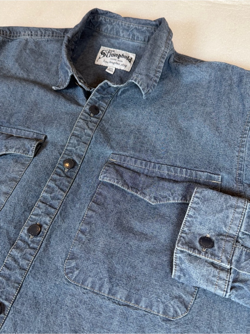 The Stronghold Shirt Men’s 2XL Blue Chambray Cotton Workwear Utility Shirt Camp